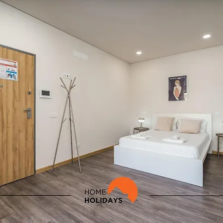 #235 New By Holidays Apartamento *