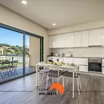Apartman #235 New Town Nightlife Nearby